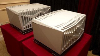 Ampli mạnh mẽ nhất trong lịch sử